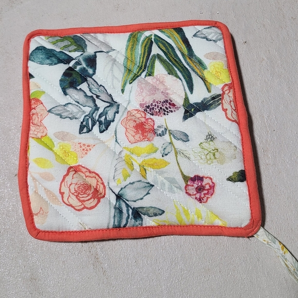 Anthropologie pot holder - Picture 2 of 2